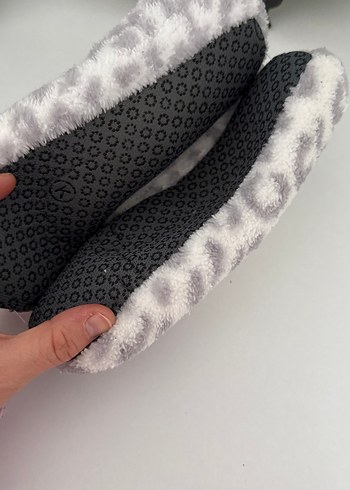 Kızlara Özel Sıcak Gri Zebra Desenli Ev pandufu - Görsel 2