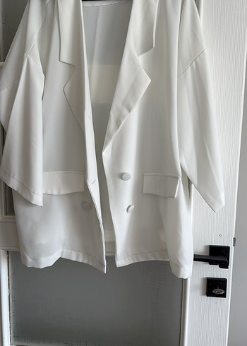 Düğmeli Beyaz Kadın Blazer Ceket - Görsel 2