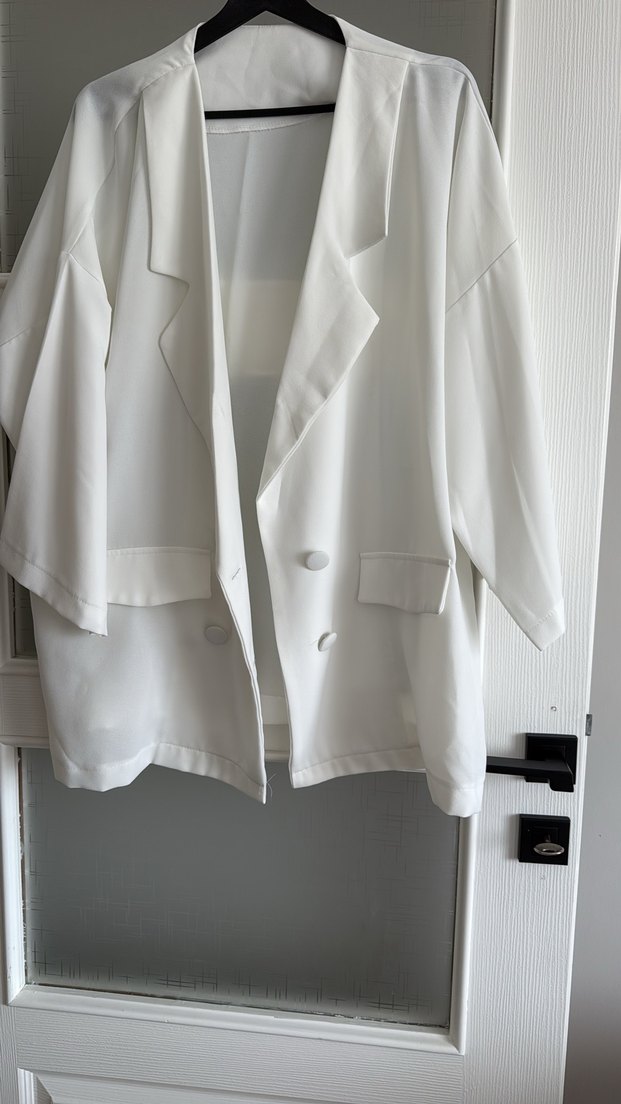 Düğmeli Beyaz Kadın Blazer Ceket - Görsel 2