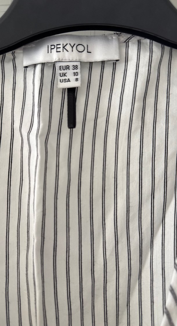 Omuzları Açık Çizgili Kadın Gömlek - Görsel 4