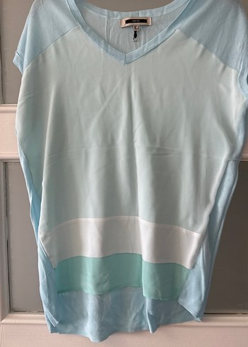 V Yaka Turkuaz Bağlamalı Desenli Kadın Bluz - Görsel 2