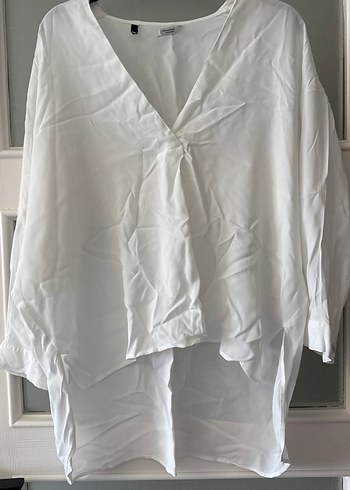 Beyaz V Yaka Uzun Kollu Keten Kadın Gömlek - Görsel 2