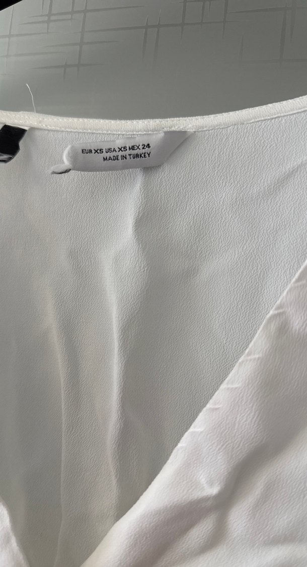 Beyaz V Yaka Uzun Kollu Keten Kadın Gömlek - Görsel 5