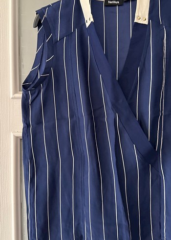 Şeritli Lacivert Kolsuz Midi Gömlek - Görsel 3