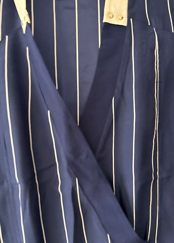 Şeritli Lacivert Kolsuz Midi Gömlek - Görsel 4