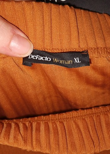 Midi likralı kalem etek - Görsel 3