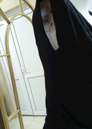 Siyah V Yaka Bluz - Görsel 3