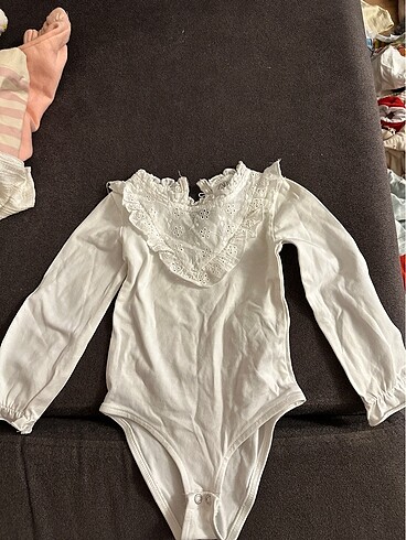 Hiç giyilmemiş zara body