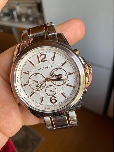 Tommy hilfiger saat