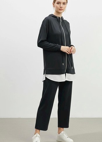 Siyah Kadın Takım - Görsel 3