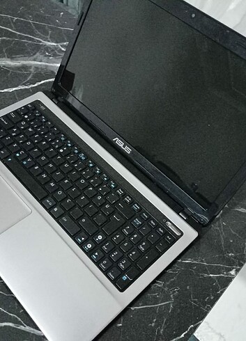 SIFIR GİBİ ASUS LAPTOP BİLGİSAYAR TERTEMİZ