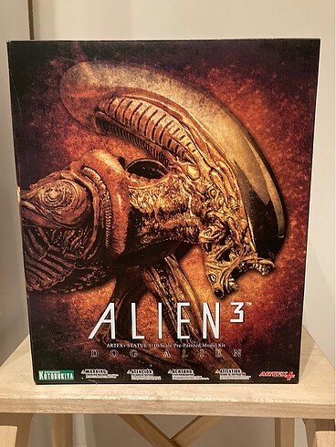 Kotobukiya alien figürü