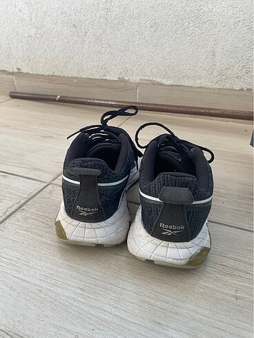 37 Beden Reebok ayakkabı