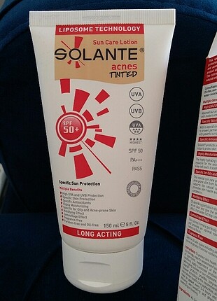 Solante acnes tinted güneş kremi