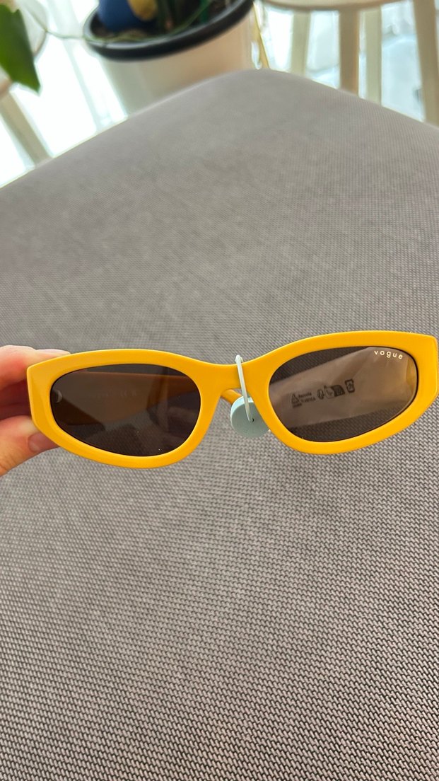 Vogue Hardal Güneş Gözlüğü - Görsel 3