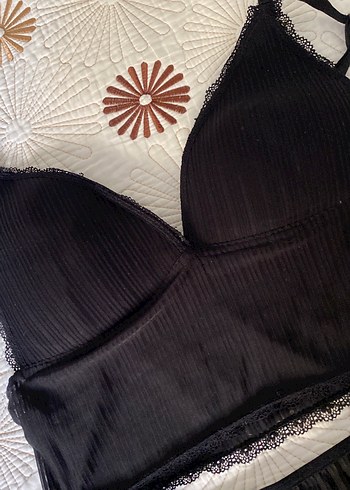 Siyah Dantel Detaylı Goth Bralet Takımı - Görsel 2