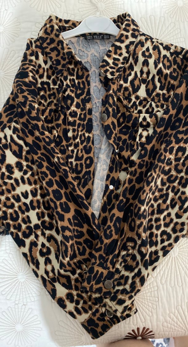 Leopar Desenli Kadın Mini Ceket - Görsel 2