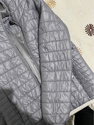 Kadın şişme mont - Görsel 6