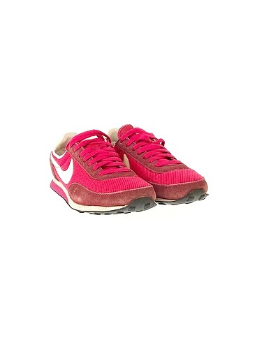 Nike Nike Spor Ayakkabı %70 İndirimli.