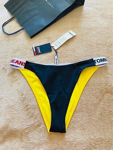 Orijinal Tommy Hilfiger bikini altı