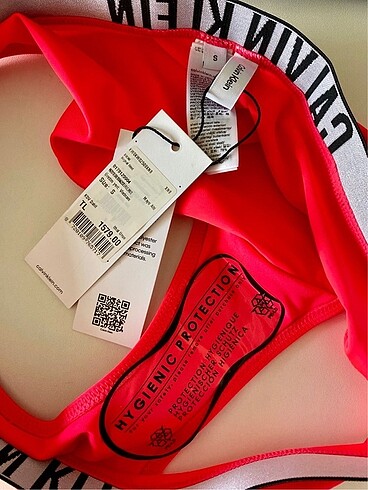 m Beden pembe Renk Orijinal Calvin Klein bikini takımı