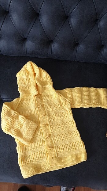 Sarı renk nako bebek ceketi