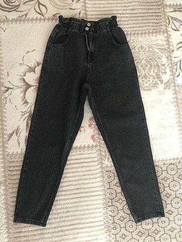 Siyah mom jean