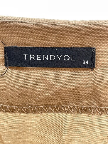 34 Beden çeşitli Renk Trendyol & Milla Gömlek %70 İndirimli.