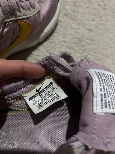 36,5 Beden Nike spor ayakkabı
