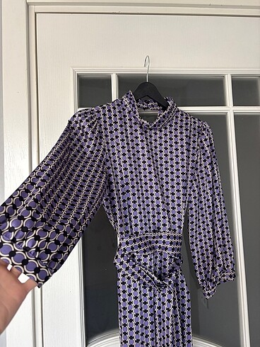 Zara Zara saten elbise