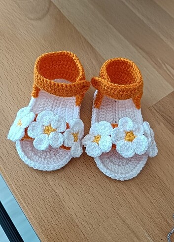 Diğer Bebek sandaleti ve bandanası