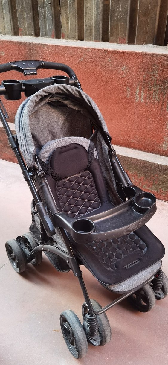 Gri Bebek Arabası - Görsel 3