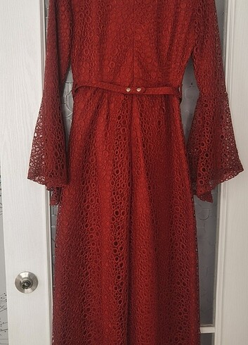 Dantelli komple astarli tesettur elbıse - Görsel 6
