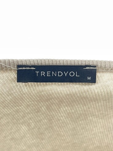 m Beden çeşitli Renk Trendyol & Milla Bluz %70 İndirimli.
