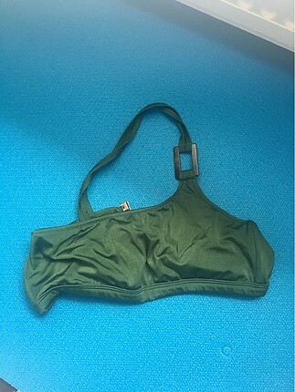 Bikini üstü