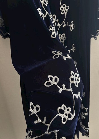 Nakışlı Lacivert kaftan - Görsel 3