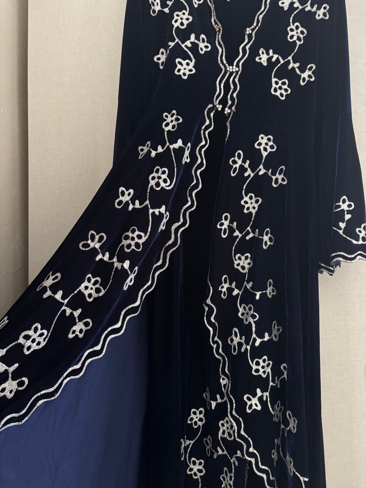 Nakışlı Lacivert kaftan - Görsel 2