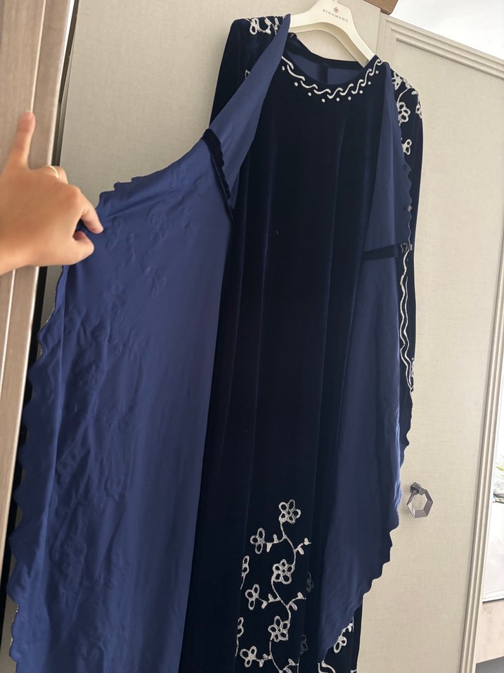 Nakışlı Lacivert kaftan - Görsel 5