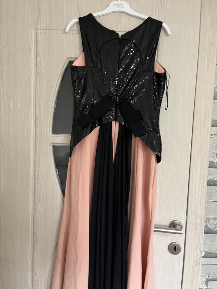 Siyah Detaylı Pembe Uzun Abiye Elbise - Görsel 2