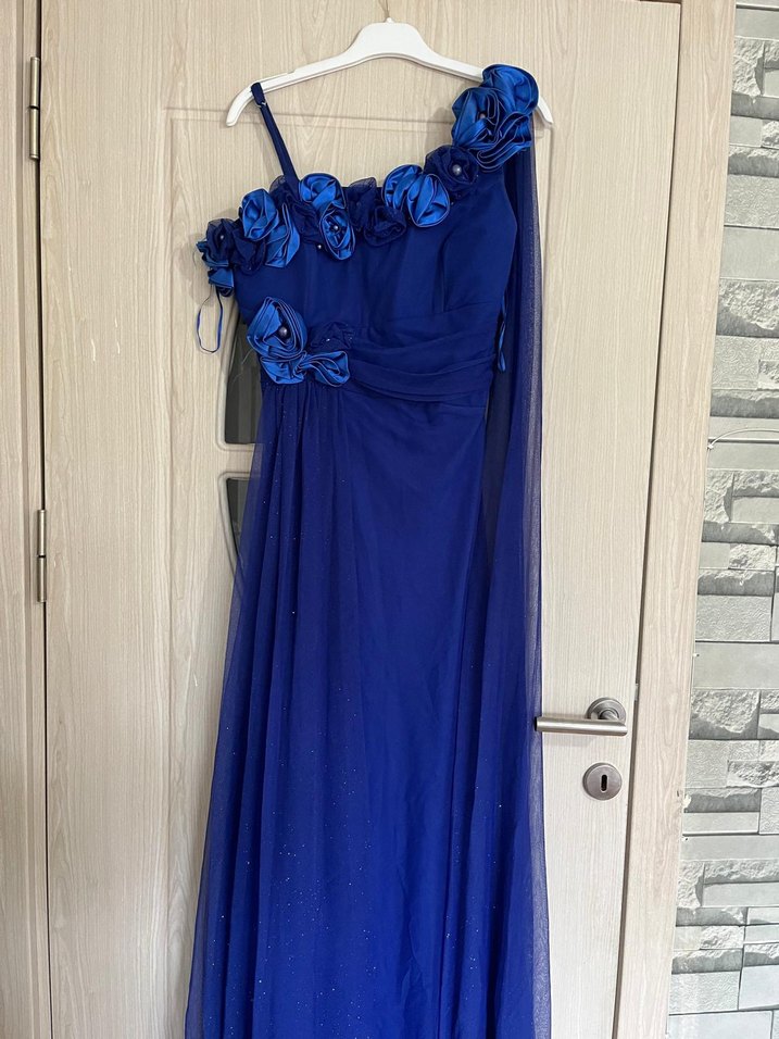 Çiçek Detaylı Tek Omuz Uzun Abiye Elbise - Görsel 2