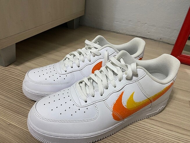 Nike Air Force 1