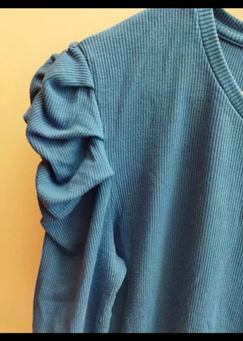 Mavi Kolları Volanlı Kadın Bluz - Görsel 7