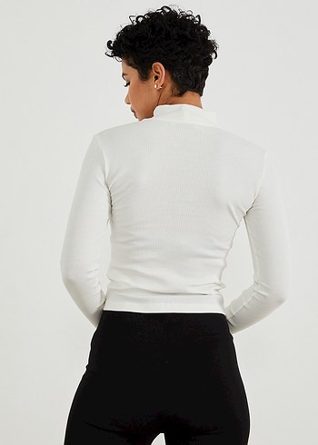 Beyaz Uzun Kollu Kare Yaka Kadın Bluz - Görsel 3