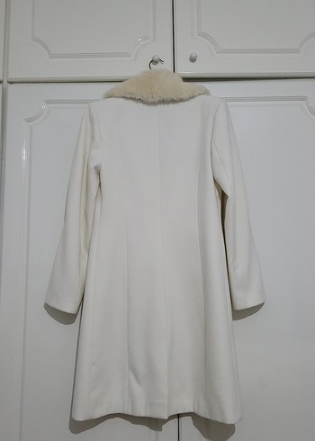 Kürklü Krem Kadın Klasik Kaban - Görsel 4