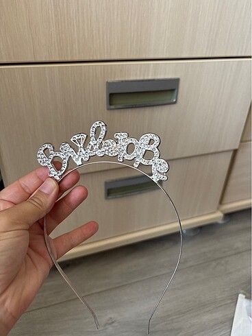 Saç taçı
- Görsel 2