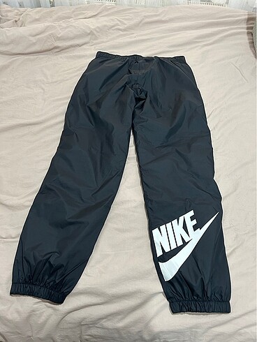 m Beden siyah Renk Orjinal Nike eşofman altı