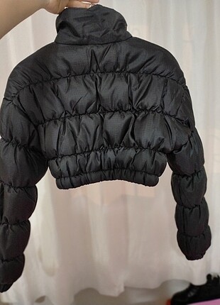 Bershka mini kısa şişme mont