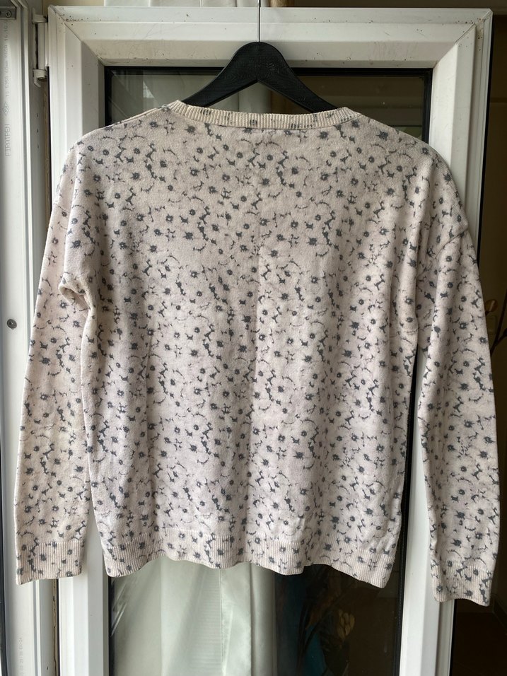 Cicek desenli kazak - Görsel 2