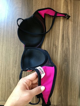 Renkli büstiyer bikini üstü