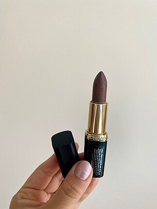 Loreal matte lipstick